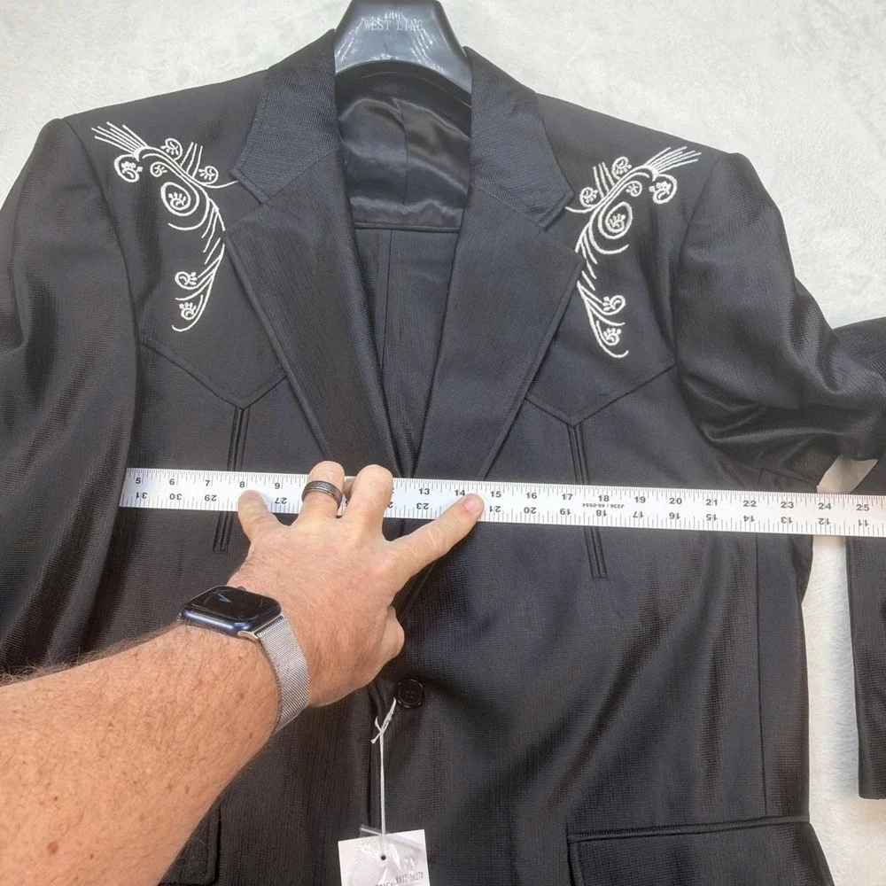 Vintage Western Suit Mens 46R 38 Cowboy Stage Embroidered Rockabilly Black
